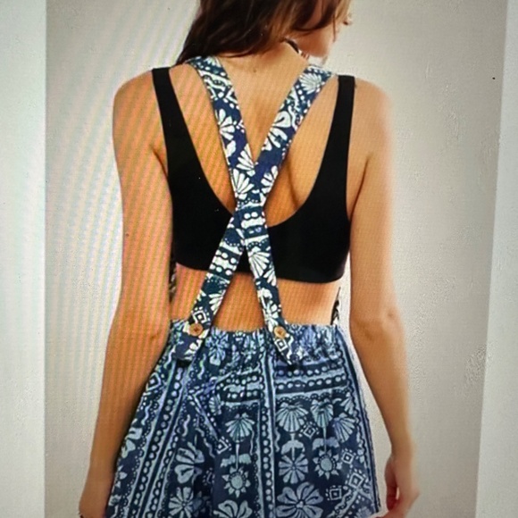Free people short overalls - Picture 2 of 6